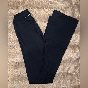 NVGTN Flared Yoga Pants